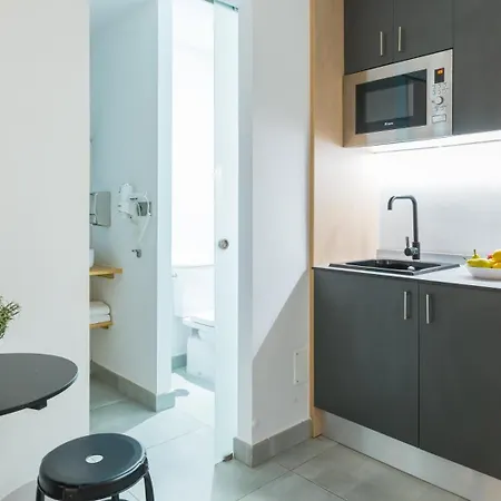 Tusity One Apartamento *